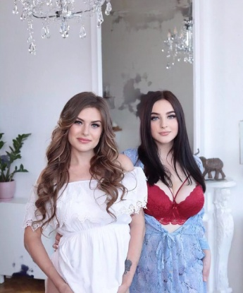 Я обладаю опытом и нежностью, чтобы удовлетворить даже самые смелые желания.
😈 Я предлагаю широкий спектр интимных услуг, которые просто заставят тебя потерять голову. Подарю тебе часы страсти, эротического наслаждения и безудержного удовольствия.
🌟 Фото, которые ты видишь, - абсолютно реальны, и я гарантирую, что встреча со мной превзойдет все твои ожидания. Ты не останешься равнодушным к моей изысканной внешности и соблазнительному телу.
💋 Я живу в самом сердце Москвы и готова принять тебя в своем уютном гнездышке или приехать к тебе в комфортабельную гостиницу. Ты просто не сможешь устоять перед моим чарующим обаянием и профессионализмом.
💌 Я жду твоего звонка, чтобы воплотить твои самые сокровенные фантазии в реальность. Доверься мне и я позабочусь о твоем исключительном удовлетворении. Не упускай возможность испытать настоящий прилив страсти в объятиях волшебной Москвы! 2432, 26 лет