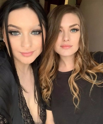 Я обладаю опытом и нежностью, чтобы удовлетворить даже самые смелые желания.
😈 Я предлагаю широкий спектр интимных услуг, которые просто заставят тебя потерять голову. Подарю тебе часы страсти, эротического наслаждения и безудержного удовольствия.
🌟 Фото, которые ты видишь, - абсолютно реальны, и я гарантирую, что встреча со мной превзойдет все твои ожидания. Ты не останешься равнодушным к моей изысканной внешности и соблазнительному телу.
💋 Я живу в самом сердце Москвы и готова принять тебя в своем уютном гнездышке или приехать к тебе в комфортабельную гостиницу. Ты просто не сможешь устоять перед моим чарующим обаянием и профессионализмом.
💌 Я жду твоего звонка, чтобы воплотить твои самые сокровенные фантазии в реальность. Доверься мне и я позабочусь о твоем исключительном удовлетворении. Не упускай возможность испытать настоящий прилив страсти в объятиях волшебной Москвы! 2432, 26 лет